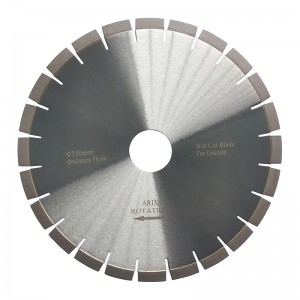 Ordered arrangement diamond saw blade